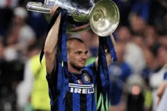 拜仁大胜穆里尼奥逆转，C罗生日头球建功，足球比赛精彩瞬间回顾